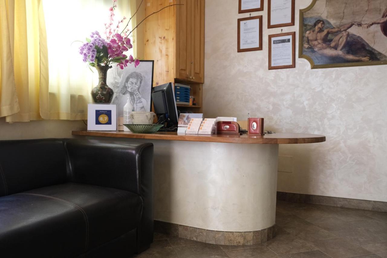 B&B La Porta Рим Экстерьер фото
