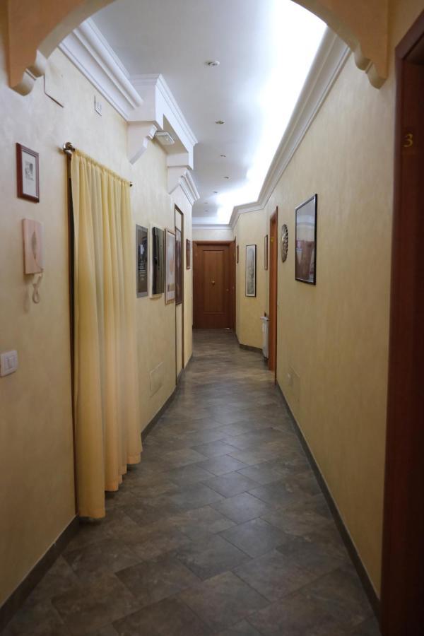 B&B La Porta Рим Экстерьер фото